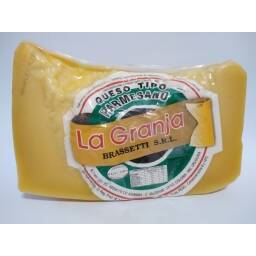 Queso Parmesano Cua x 700 gr Granja Brasseti