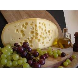 Queso Emmenthal  x 300  gr Naturalia